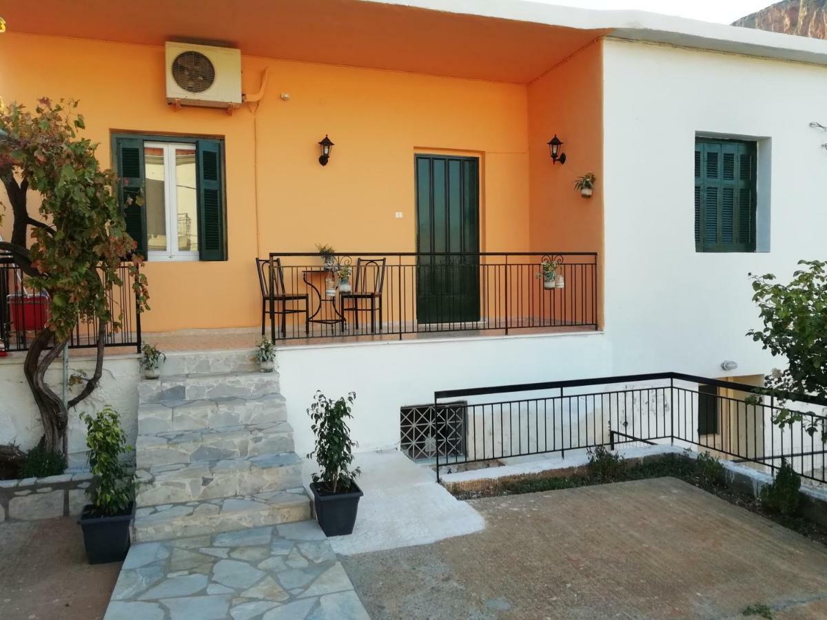 Apartamento Nala'S House Leonídion Exterior foto